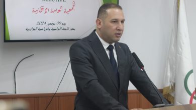 صورة إعادة انتخاب برباري رئيسا لاتحادية الدراجات
